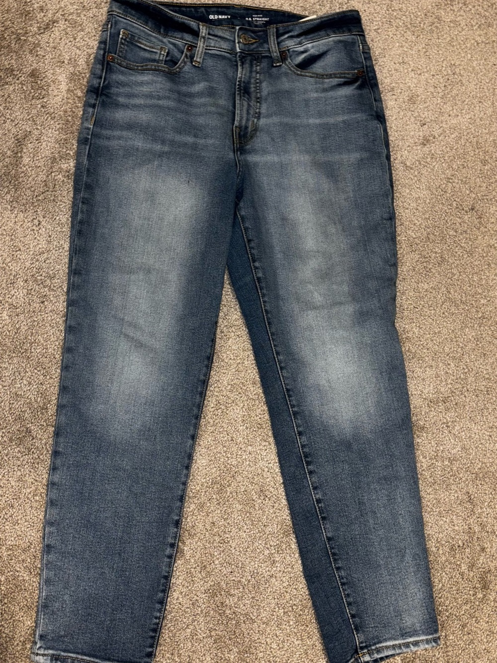 Old Navy Women's Slim High Rise Extra Stretch Straight Jeans - Medium Blue Wash